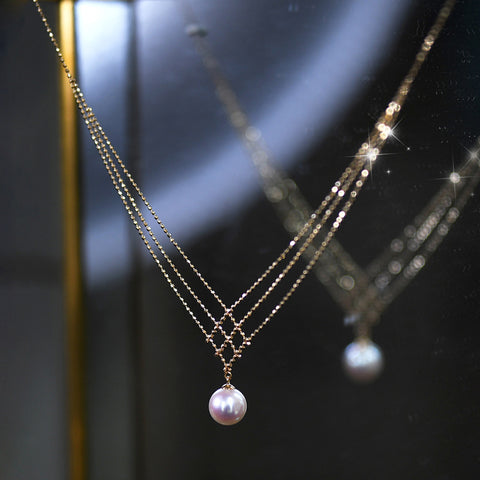 Gorgeous White Pearl Necklace