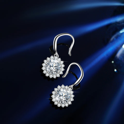 Gorgeous Adjustable 18K Moissanite Earring (Sunflower Style)