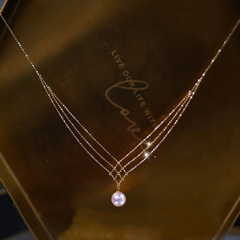 Gorgeous White Pearl Necklace