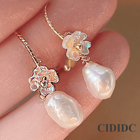 White Pearl Flower Earrings