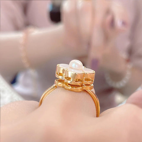 Titanium Steel Gold, Rotatable Flower Ring with a Real Peal on Top