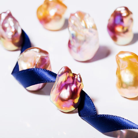 Live Baroque OYSTERS FRESH WATER Pearls