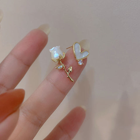 White Rose Heart Pearl Earrings