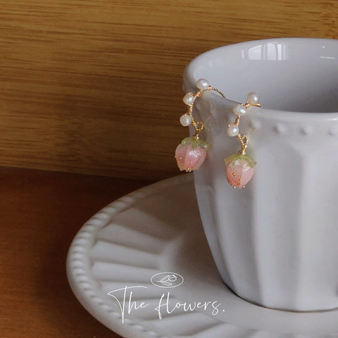 Peach Blossom Pearl Elegant Earrings